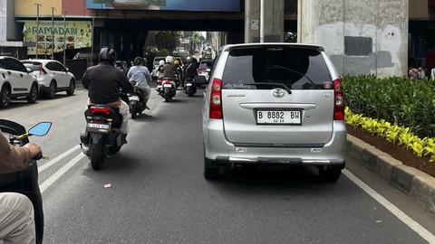 Lalu Lintas Jalan Ciledug Raya hingga Jalan Ulujami, Pesanggrahan, Jakarta Selatan Terpantau Lancar di Hari Lebaran Ke-2, Selasa (1/4/2025). Foto: Rayyan Farhansyah/kumparan
