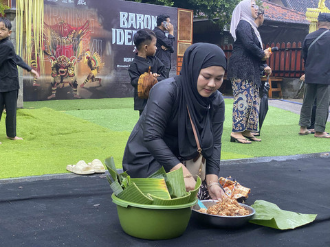 Pecel Pitik, kuliner sakral penutup ritual adat warga using Banyuwangi yang sarat makna. Foto: kumparan
