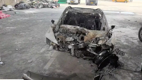 Kecelakaan fatal mobil listrik Xiaomi SU7 yang merenggut 3 korban jiwa di China. Foto: Car News China