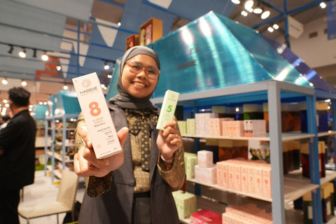 Pemilik brand minyak telon Habbie, Novita saat berpartisipasi pada BRI UMKM EXPO(RT) 2025 di ICE BSD City, Tangerang. Foto: Dok. BRI