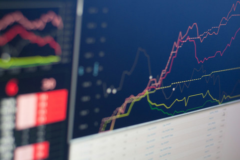 Ilustrasi Jadwal Buka Bursa Saham Setelah Liburan Lebaran 2025, Sumber Unsplash Nicholas Capello