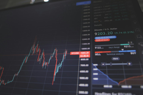 Ilustrasi Jadwal Buka Bursa Saham Setelah Liburan Lebaran 2025, Sumber Unsplash Nick Chong