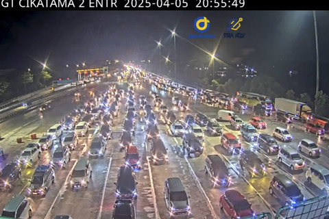 Arus lalu lintas di ruas Tol Trans Jawa pada Sabtu (5/4/2025). Foto: Dok. CCTV Jasa Marga