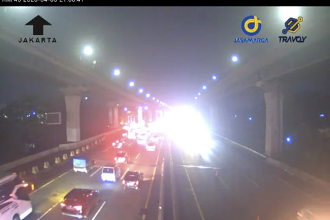 Arus lalu lintas di ruas Tol Trans Jawa pada Sabtu (5/4/2025). Foto: Dok. CCTV Jasa Marga