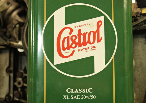 Ilustrasi rekomendasi oli motor full synthetic - Sumber: pixabay.com/noname_13