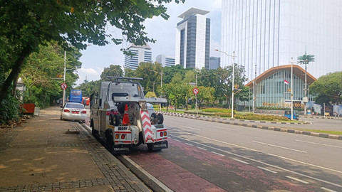 Situasi di kawasan Monas, Jakarta Pusat, Minggu (6/4). Foto: Zamachsyari/kumparan