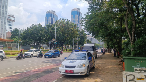 Situasi di kawasan Monas, Jakarta Pusat, Minggu (6/4). Foto: Zamachsyari/kumparan