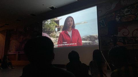 Pemutaran film asal Kalimantan Barat di Sinema dan Stand Up Comedy Stage oleh Sinema Bulanan di Gaia Bumi Raya City Mall dalam acara KosongKosong 2025. Foto: Alycia Tracy Nabila/Hi!Pontianak