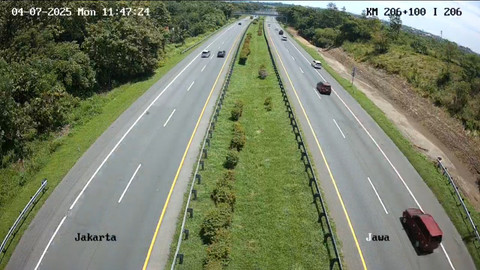 Arus lalu lintas di ruas Tol Trans Jawa pada Senin (7/4). Foto: dok CCTV Jasa Marga