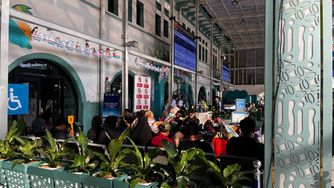 Suasana Stasiun Pasar Senen, Jakarta Pusat, Senin (7/4/2025). Foto: Rayyan Farhansyah/kumparan