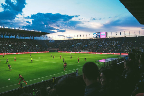 Ilustrasi Link dan Cara Nonton Live Streaming Arsenal vs Madrid                                         Sumber Unsplash/Fancy Crave