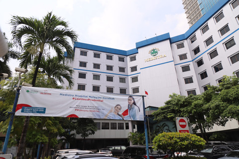 Suasana Rumah Sakit Medistra Jakarta lokasi tempat penyanyi legendaris Indonesia Titiek Puspa mendapatkan perawatan, Kamis (10/4/2025). Foto: kumparan