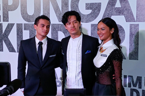 Artis Omara Esteghlal (kiri), Morgan Oey (tengah), dan Hana Malasan saat ditemui di Kawasan Kuningan, Jakarta Selatan, Kamis (10/4/2025). Foto: Aprilandika Pratama/kumparan
