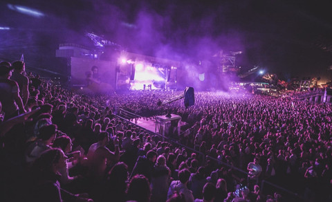 Ilustrasi Jadwal Steaming Coachella 2025     Sumber Unsplash/Yvette de Wit