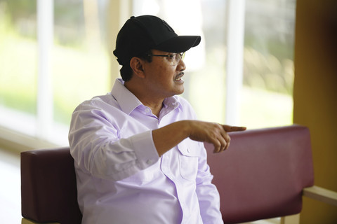 Mensos Saifullah Yusuf meninjau Rusunawa Baru Kronong di Kota Probolinggo, Jawa Timur, yang akan digunakan sebagai Sekolah Rakyat, Minggu (13/4/2025). Foto: Dok. Kemensos