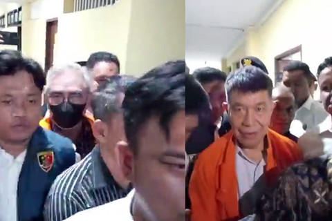 Kolase gambar SK alias Steve (gambar kiri) dan AGK alias Gammy (gambar kanan) saat ke luar dari ruang penyidik Polda Sulawesi Utara.