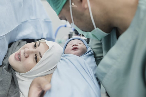 Kesha Ratuliu dikaruniai anak ketiga. Foto: Instagram/ @kesharatuliu05