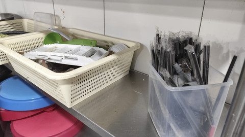 Dapur MBG mitra milik Ira Mesra Destiawati di Rawajati, Kalibata, Jaksel. Foto: Luthfi Humam/kumparan