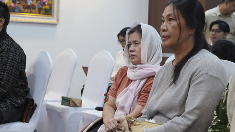 Korban dari mantan pemain sirkus Oriental Circus Indonesia (OCI) di Kementerian HAM, Selasa (15/4/2025).  Foto: Dok. Kementerian HAM