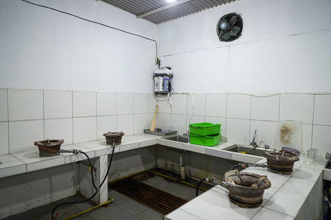 Kondisi mitra dapur makan bergizi gratis (MBG) di kawasan Kalibata, Jakarta, Rabu (16/4/2025). Foto: Iqbal Firdaus/kumparan