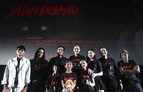 Launcing Poster dan teaser film Jalan Pulang di Grand Indonesia, Jakarta, Kamis, (17/4/2025). Foto: Agus Apriyanto