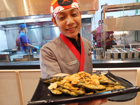 Edamame yang banyak disajikan di resto Jepang sebagai makanan pembuka atau camilan. Foto: Masruroh/Basra 