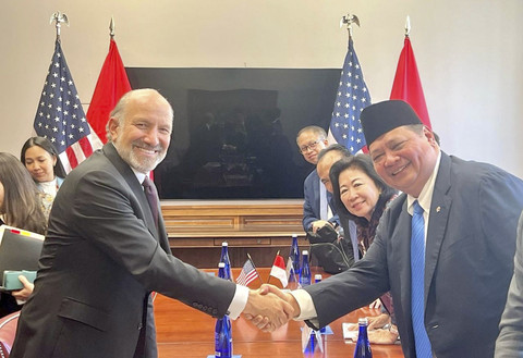 Menteri Koordinator Bidang Perekonomian Airlangga Hartarto untuk memimpin Delegasi ke AS, bersama beberapa Pimpinan Kementerian/ Lembaga, yang terkait langsung dengan isu dan kebijakan Tarif Resiprokal AS. Foto: Dok. Kemenko Perekonomian