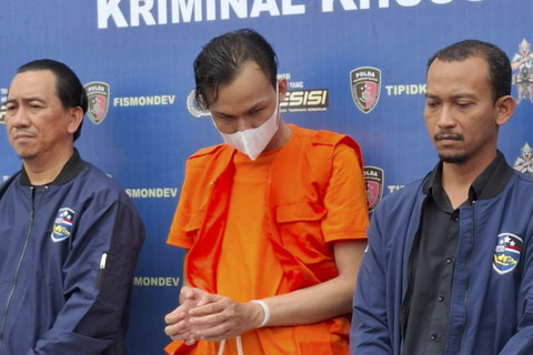 GCB (21) seorang pemuda asal Kota Jakarta, pelaku kekerasan seksual modus push rank mobile legend ditangkap Polda Kalbar. Foto: Istimewa