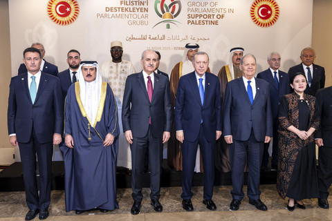 Ketua DPR RI Puan Maharani menghadiri forum diskusi kelompok parlemen negara-negara yang mendukung kemerdekaan Palestina atau The Group of Parliaments in support of Palestine di Istanbul, Turki, Jumat (18/4).  Foto: Dok. Tim Media Ketua DPR