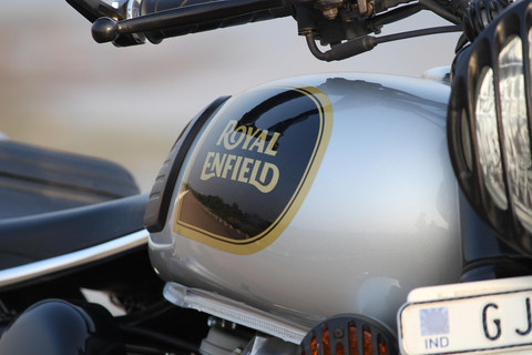 Ilustrasi harga motor royal enfield 2025 - Sumber: pixabay.com/zedi10