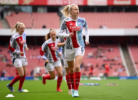 Arsenal kalah 1-2 dari Olympique Lyonnais di semifinal leg 1 Liga Champions Wanita 2024/25, Sabtu (19/4). Foto: Dok. Arsenal