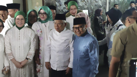 Wapres ke-13 RI Ma'ruf Amin saat menghadiri halalbihalal PKB di rumah dinas Muhaimin Iskandar (Cak Imin) di Jalan Widya Chandra IV, Jakarta Selatan. Foto: Rachmadi Rasyad/kumparan