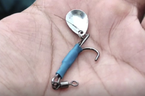 Kail pancing tertancap di kepala bocah di Baleendah, Kabupaten Bandung. Foto: Instagram/ @disdamkar_kab_bdg