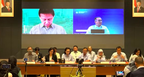 Jumpa pers Menkes BGS bersama jajarannya tentang kasus-kasus dokter cabul/melanggar etika, Senin (21/4/2025). Foto: YouTube Kemenkes