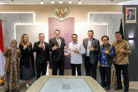 Kemenekraf jajaki kolaborasi dengan Saudi-Indonesia Business Council untuk perluas pasar produk ekonomi kreatif Indonesia.   Foto: Kemenekraf