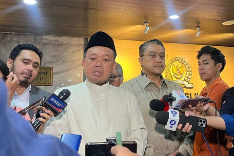 Menteri ATR/BPN Nusron Wahid usai mengikuti rapat kerja bersama Komisi II DPR RI di Kompleks Parlemen Senayan, Jakarta, Senin (21/4/2025). Foto: Haya Syahira/kumparan