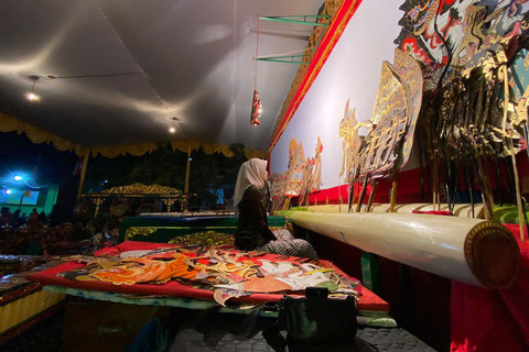 Rizki Rahma Nur Wahyuni, dalang perempuan di Yogyakarta. Foto: Dok. Pribadi