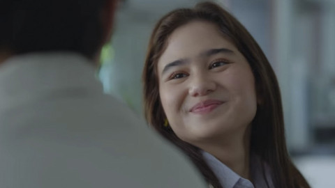 Adegan dalam film Mungkin Kita Perlu Waktu. Foto: YouTube/ Adhya Pictures
