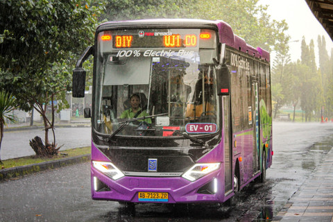 Bus listrik di Yogyakarta. Foto: Shutterstock