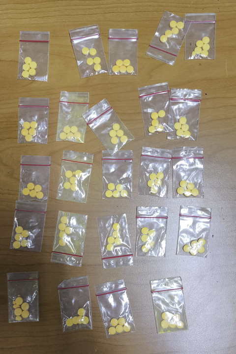 Barang bukti kasus peredaran obat keras di Tanah Abang, Jakarta Pusat. Foto: Dok. Istimewa