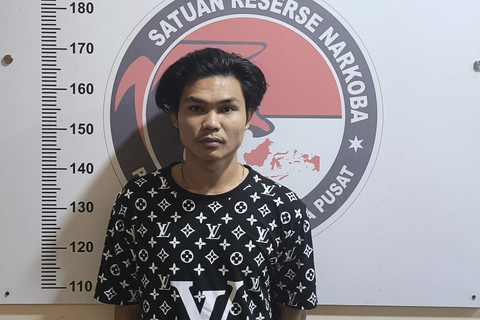 Tersangka kasus peredaran obat keras di Tanah Abang, Jakarta Pusat. Foto: Dok. Istimewa