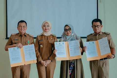 Wakil Gubernur Lampung, Jihan Nurlela saat menandatangani pakta integritas serta memberikan arahan kepada peserta koas dan PPDS di RSUDAM | Foto : Ist