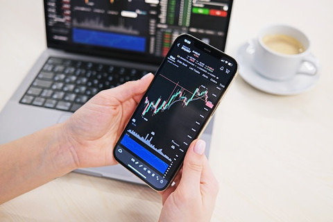 Rekomendasi Investasi Halal yang Sesuai Syariat Islam. Foto Hanya Ilustrasi. Sumber Foto: Unsplash.com/TabTrader.com