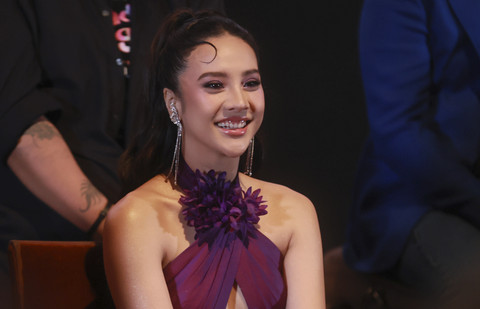 Artis Anya Geraldine saat menghadiri konferensi pers film Mendadak Dangdut di Epicentrum, Jakarta, Selasa, (22/04/2025). Foto: Dok. Agus Apriyanto