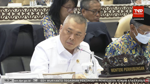 Menteri Perhubungan, Dudy Purwagandhi dalam Raker dan RDP bersama Komisi V DPR RI, Menteri Pekerjaan Umum, Menteri Perhubungan, Kepala BMKG, dan Kepala BNPP/Basarnas di Gedung DPR RI, Rabu (23/4/2025). Foto: YouTube/ TVR Parlemen