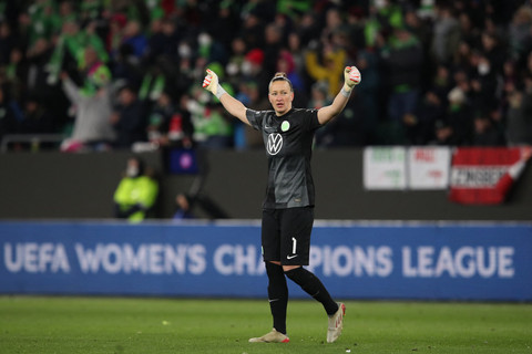 Almuth Schult, eks-kiper VfL Wolfsburg dan Timnas Wanita Jerman. Foto: AFP/RONNY HARTMANN