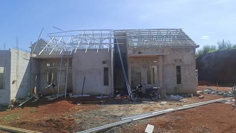 Suasana di perumahan Al-Fatih, Sawangan, Depok, yang sempat disegel Satpol PP karena belum mengantongi IMB, Kamis (24/4/2025). Foto: Thomas Bosco/kumparan