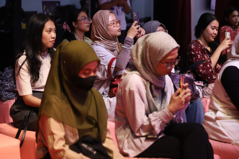 keseruan kumparan Hangout bahas tips kulit glowing di Agora at Thamrin Nine, Jakarta Pusat, pada Rabu (23/4). Foto: kumparan