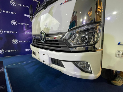 Launching Truk Listrik Foton eMiler di Krakatau Ballroom Jakarta (24/4/2025) Foto: Trio Bagus Witjaksono/kumparan