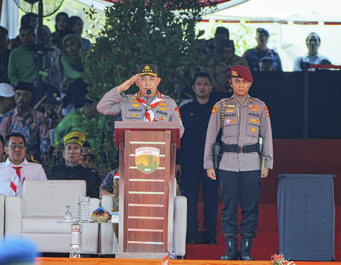 Kapolri Jenderal Listyo Sigit Prabowo membuka kegiatan Jambore Karhutla Riau 2025 di Bumi Perkemahan Tahura Sultan Syarif Hasyim, Siak, pada Jumat (25/4/2025). Foto: Istimewa